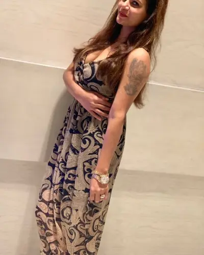 Renapur Escort